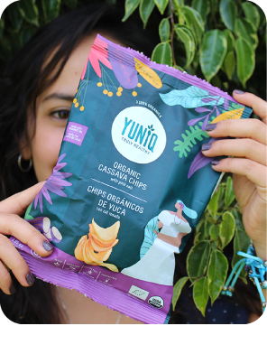 2018
LANZAMOS NUESTRA MARCA YUNIQ. 
Con opciones de productos especialmente creados, donde combinamos nuestras creaciones amazónicas.